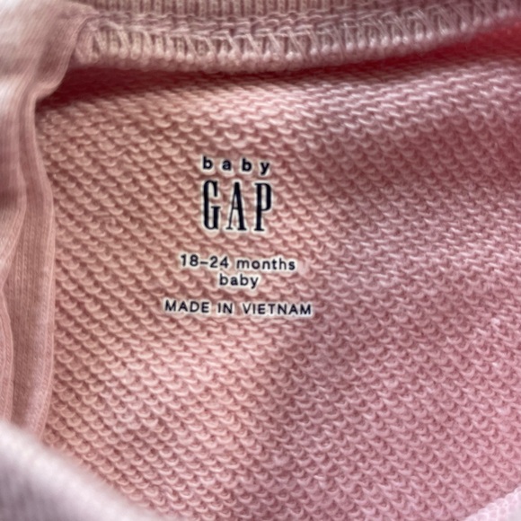 GAP Baby Pink Knit Outfit - Picture 3 of 4